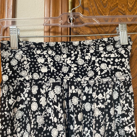 Free People printed Leggings Size XS. GUC - Picture 2 of 6